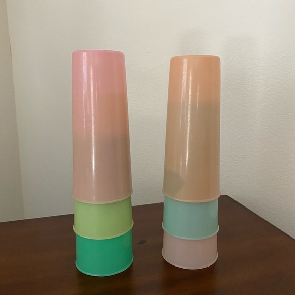 Vintage Tupperware Tumblers Set of 6 | 16 oz Pastel Colors | Retro Drinkware - Picture 2 of 2